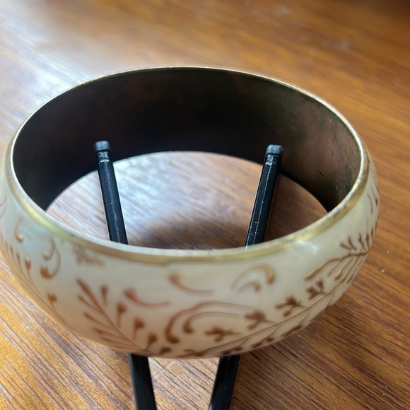 Hand Painted Bangle - Picture 2 of 2